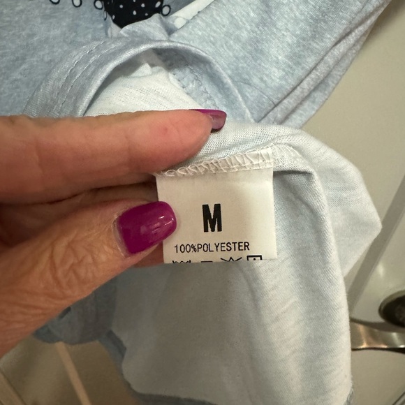 Grey Ombre Long Sleeve T-shirt Triple Heart Graphic - Size M - NWOT - Picture 4 of 5